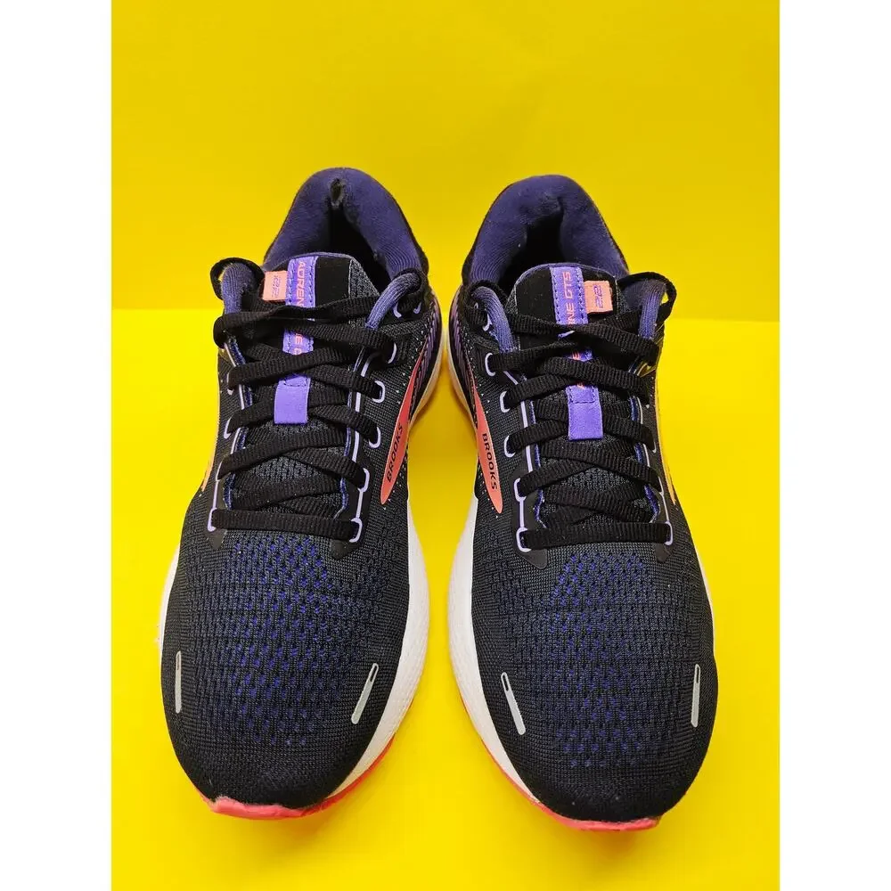 Brooks Women 10 Comfy footwear